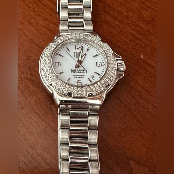 Women’s Tag Formal one with Diamond Bezel - Picture 2 of 7